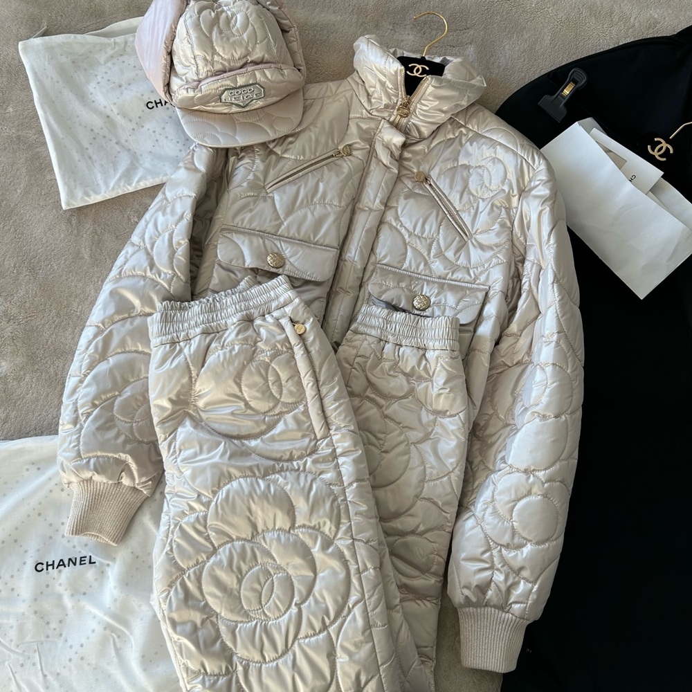 Chanel coco neige